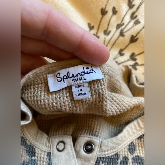 Splendid Leopard Thermal top • Size Small • EUC • cute! Sexy top 👏😍🐆 - Picture 11 of 11